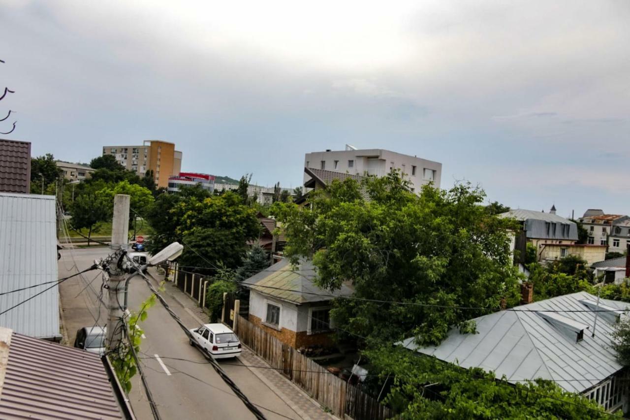 Casa Marguta Hotel Iasi Exterior foto